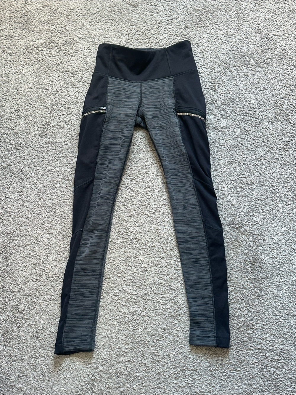 Athleta Women’s XS Black Gray Heathered Ankle Leggings Stretch Zip Pockets